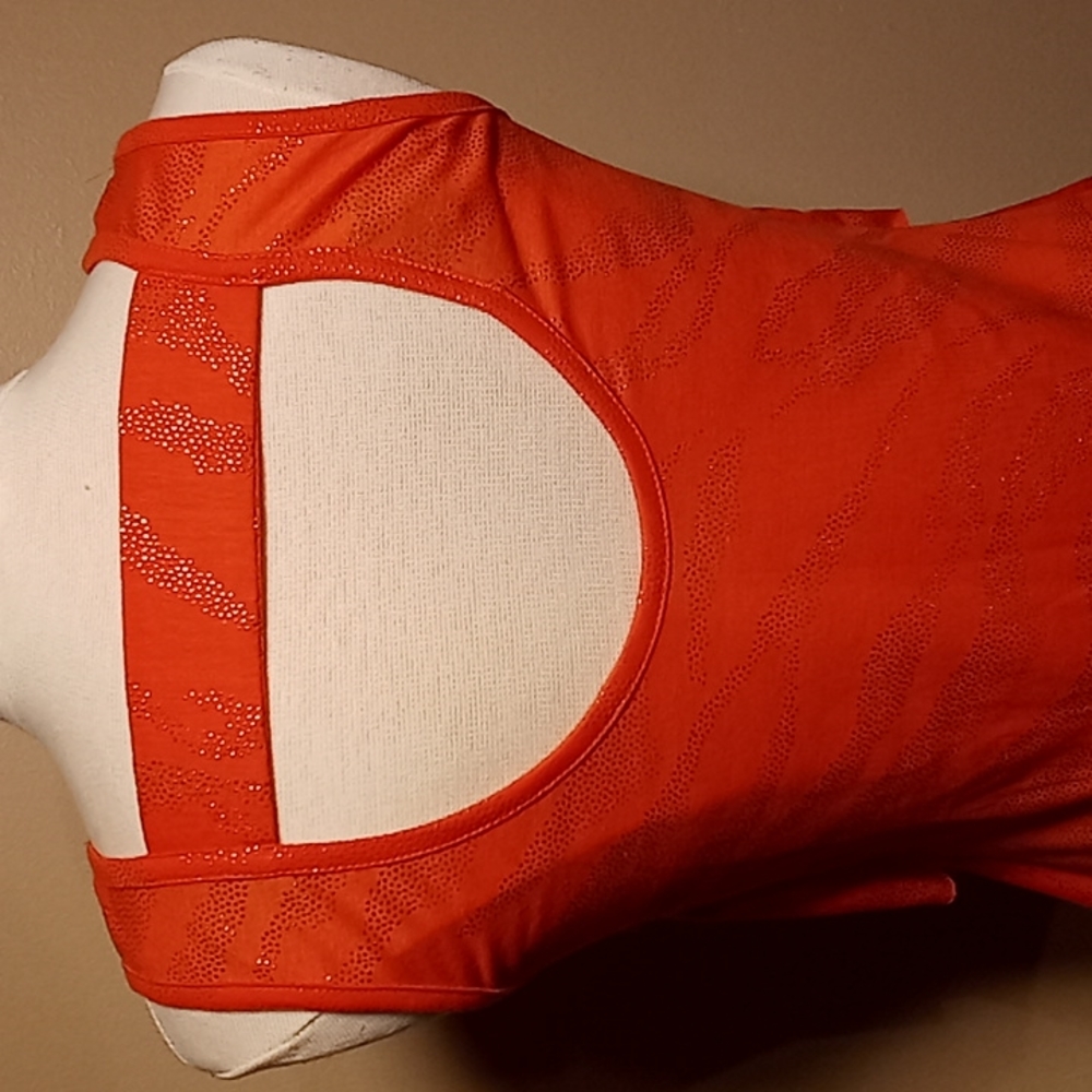 Coral & Gold Ruffled Tank - Picture 4 of 8